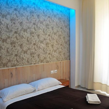 Angela Roma Guest House ภายนอก รูปภาพ