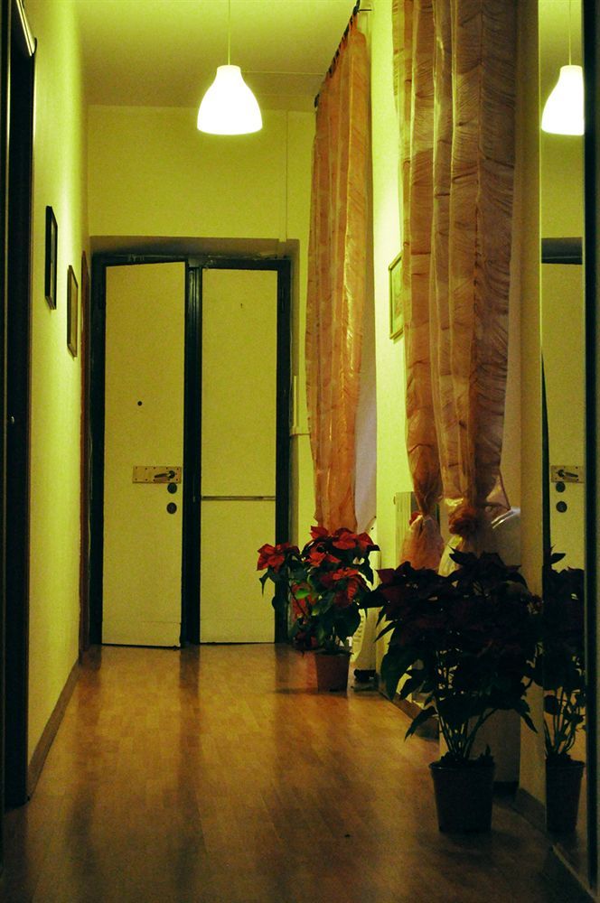 Angela Roma Guest House ภายนอก รูปภาพ